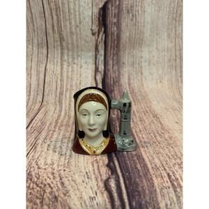 ROYAL DOULTON Catherine of Aragon D6658 - Mini-Character Jug